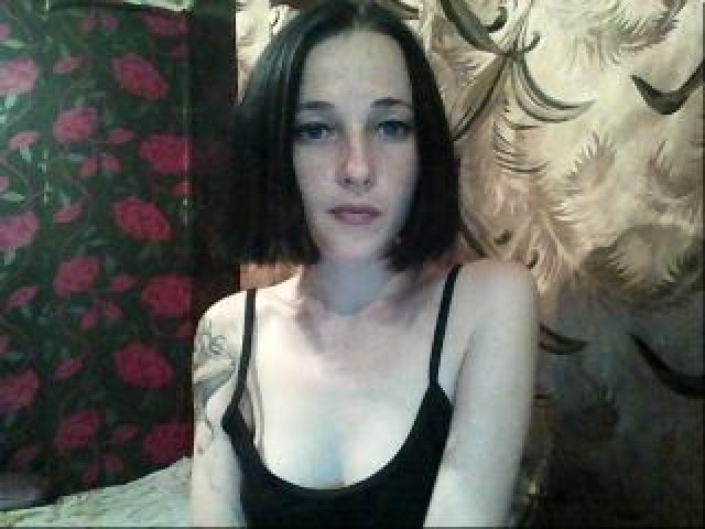 Soli Live Teen Blue Eyes Brunette Webcam Model Tits Small Tits Middle