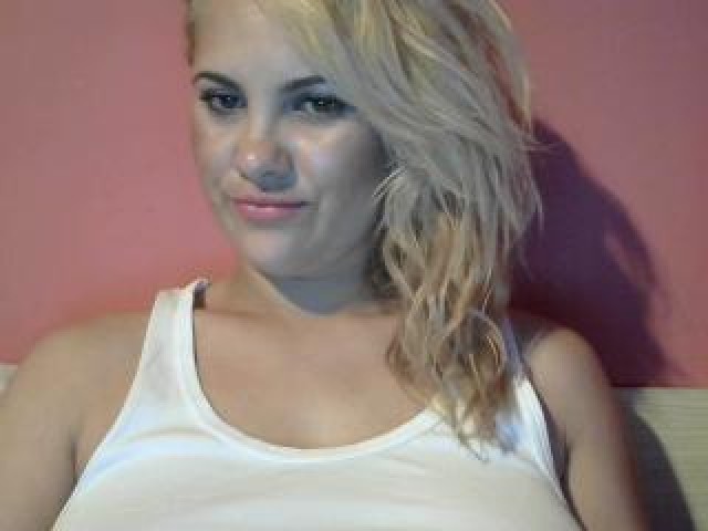 Niki Blond Live Medium Tits Babe Webcam Model Pussy Caucasian Female