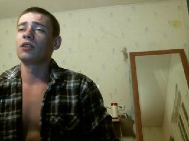 MrRomanovich Webcam Pussy Medium Cock Green Eyes Male Webcam Model