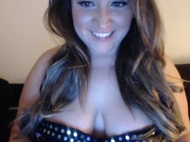 Saralove Live Shaved Pussy Brown Eyes Babe Large Tits Webcam Pussy