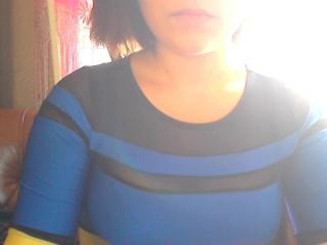 ColetteSugar Female Middle Eastern Medium Tits Brown Eyes Webcam
