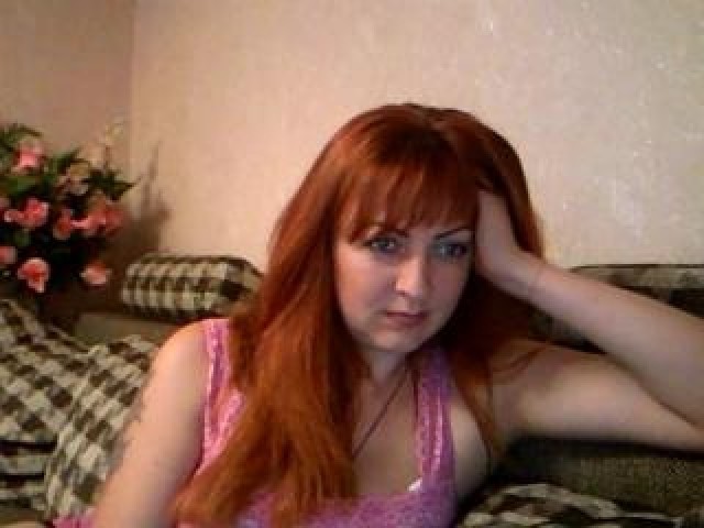 AlinaSexxx Webcam Model Webcam Babe Female Large Tits Blue Eyes