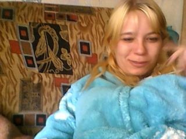 KseniaSexy Babe Blonde Medium Tits Shaved Pussy Green Eyes